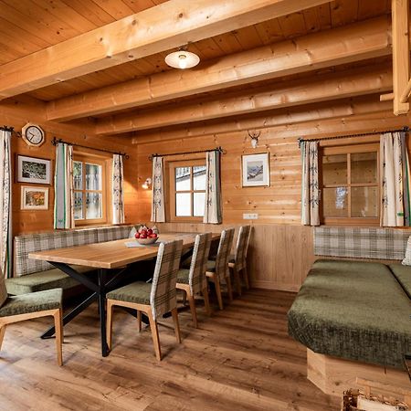Family Lodge Maximilian Тукс Екстер'єр фото