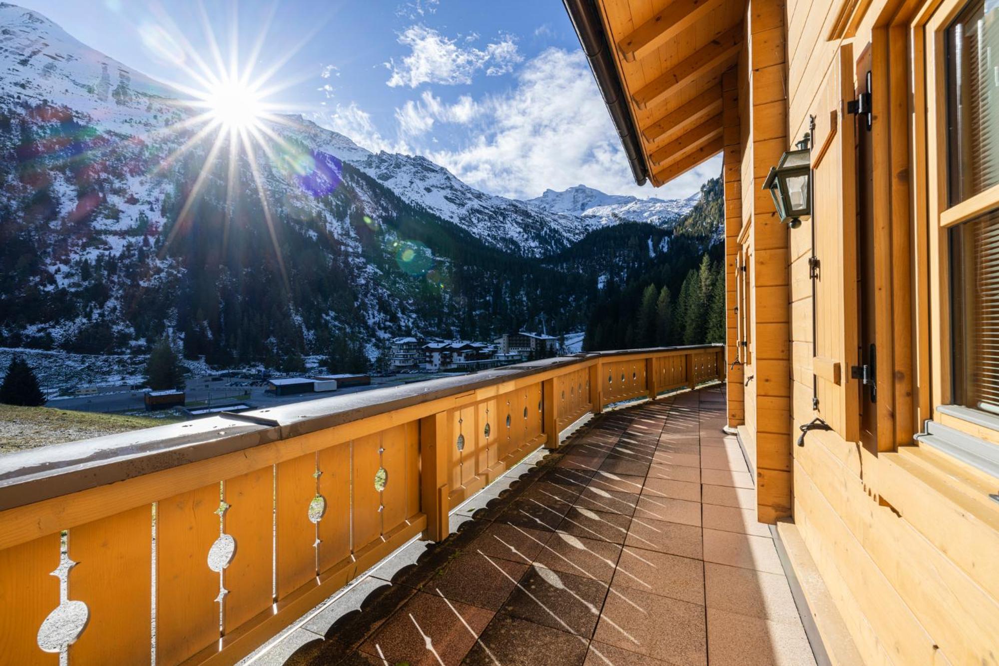 Family Lodge Maximilian Тукс Екстер'єр фото