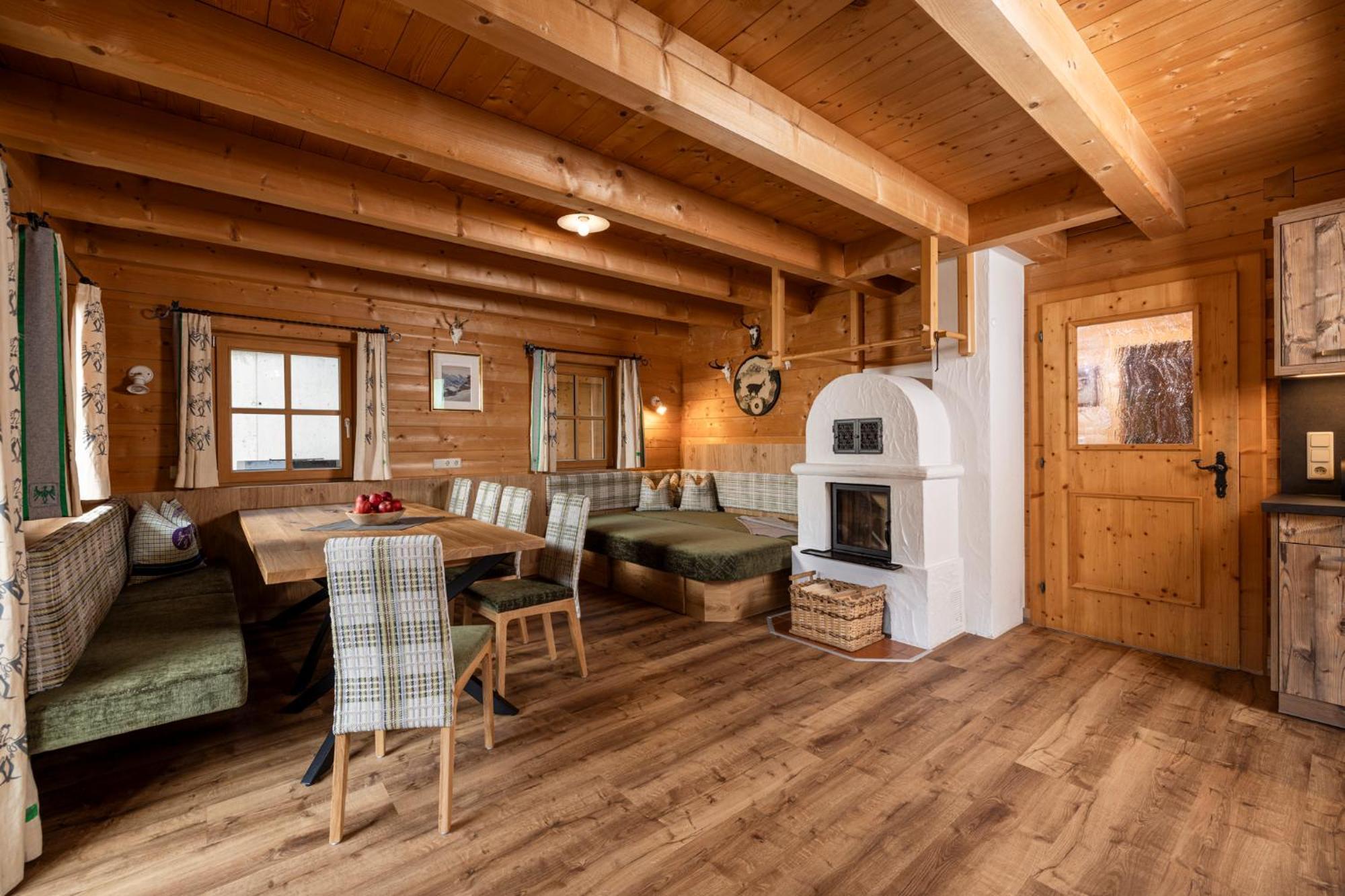 Family Lodge Maximilian Тукс Екстер'єр фото
